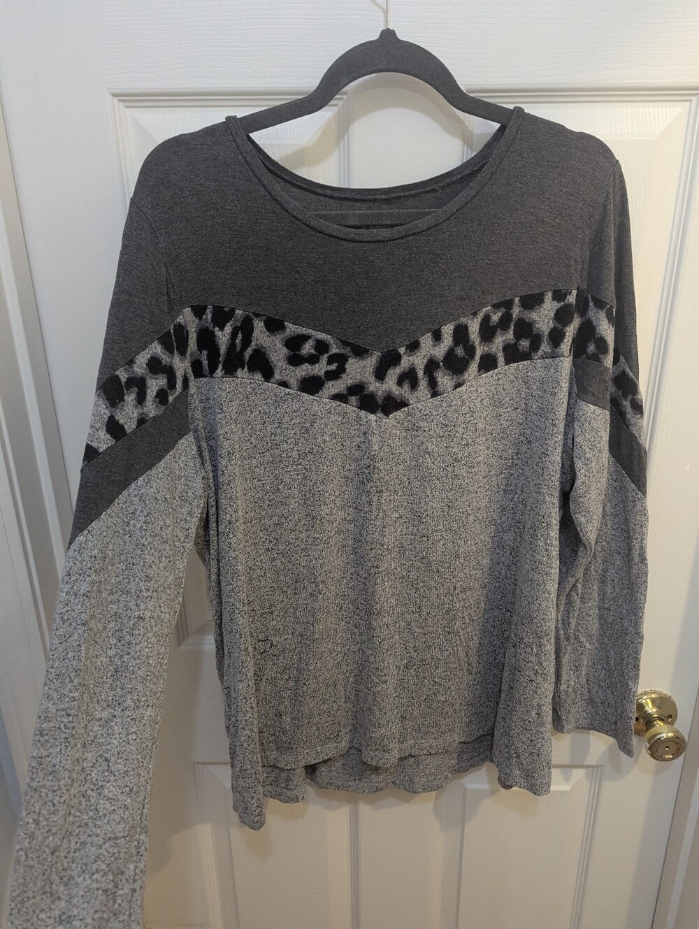 Maurices Gray and Dark Gray Long-Sleeve Top with Leopard Trim